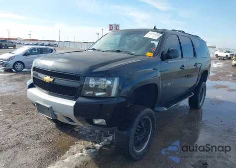 2014 Chevrolet Suburban 1500 Lt from USA, damaged, VIN 1GNSKJE76ER180285